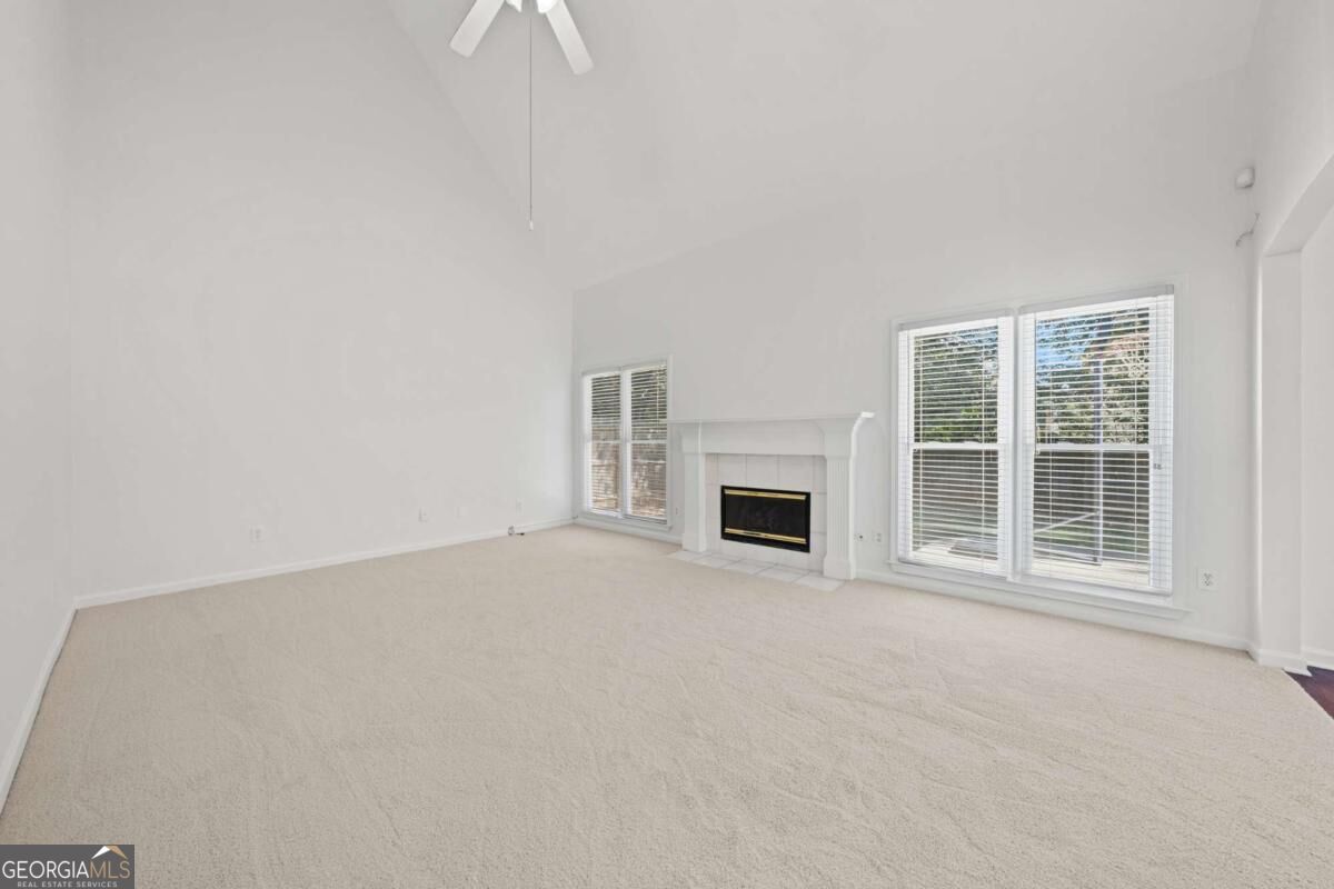 2212 Snug Harbor Ne Property Photo 20