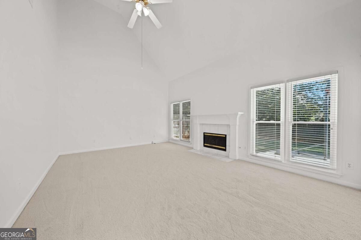 2212 Snug Harbor Ne Property Photo 21