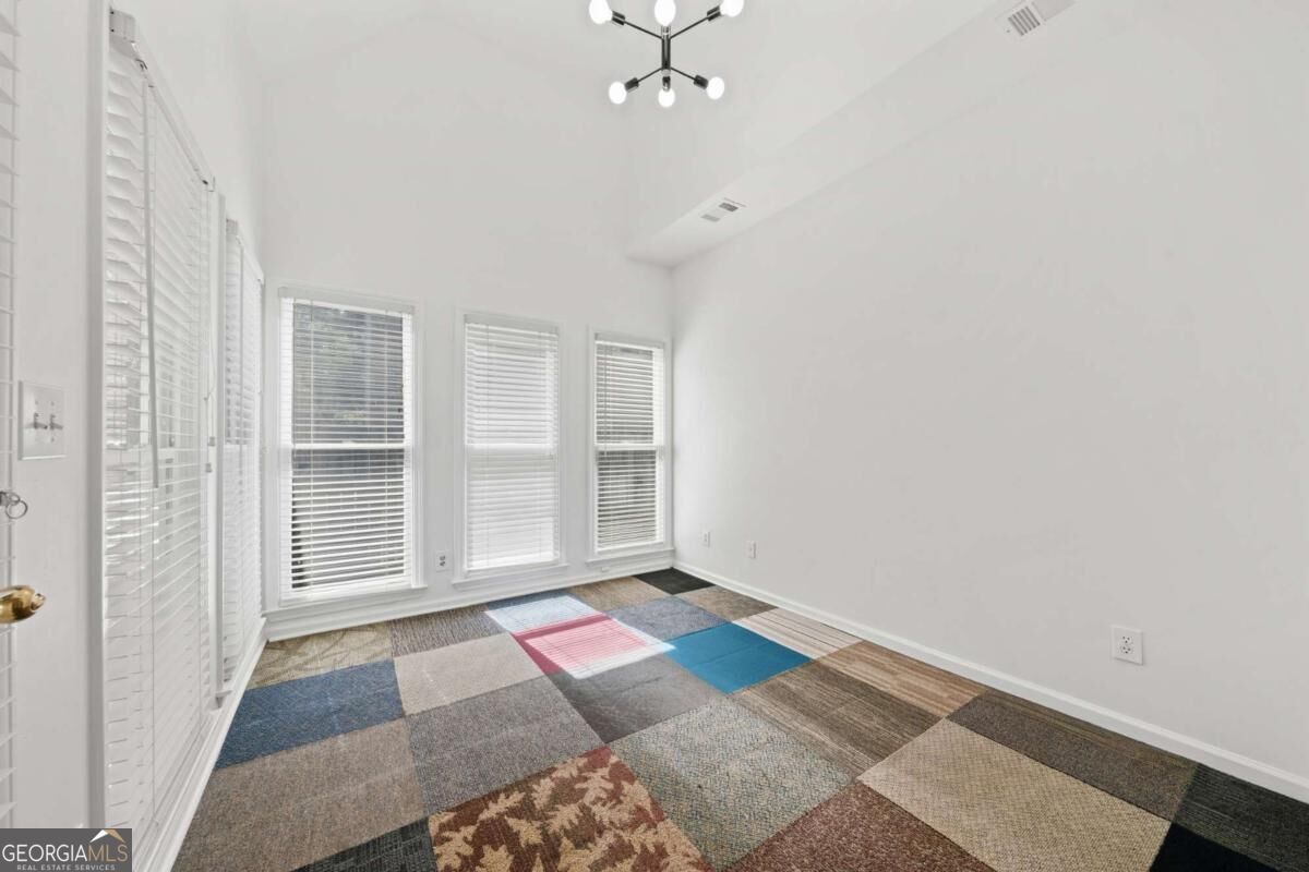 2212 Snug Harbor Ne Property Photo 23
