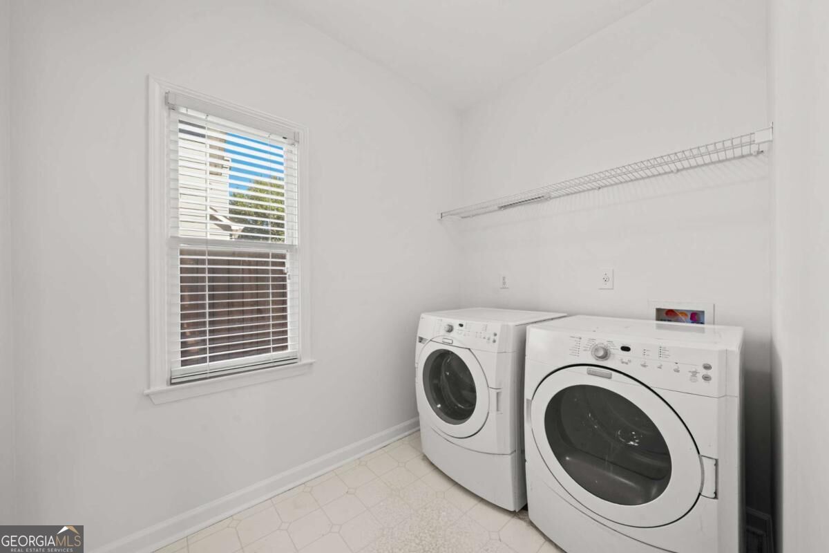 2212 Snug Harbor Ne Property Photo 40