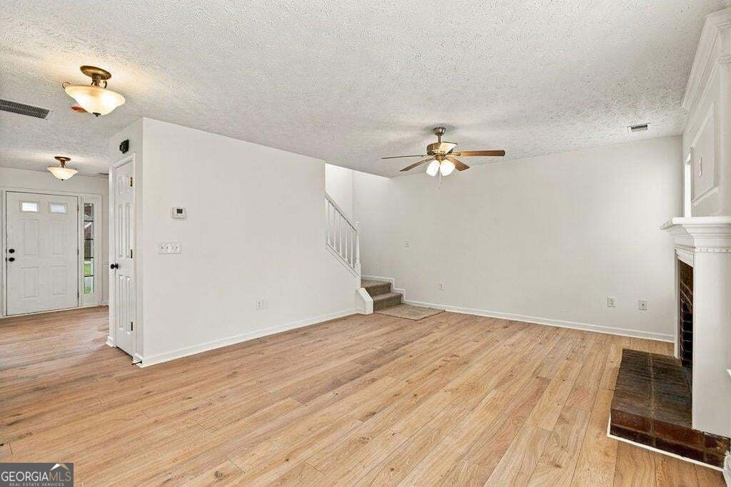 13 Equestrian Way Ne Property Photo 5