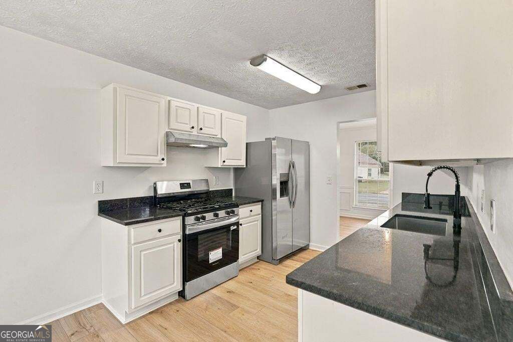 13 Equestrian Way Ne Property Photo 9