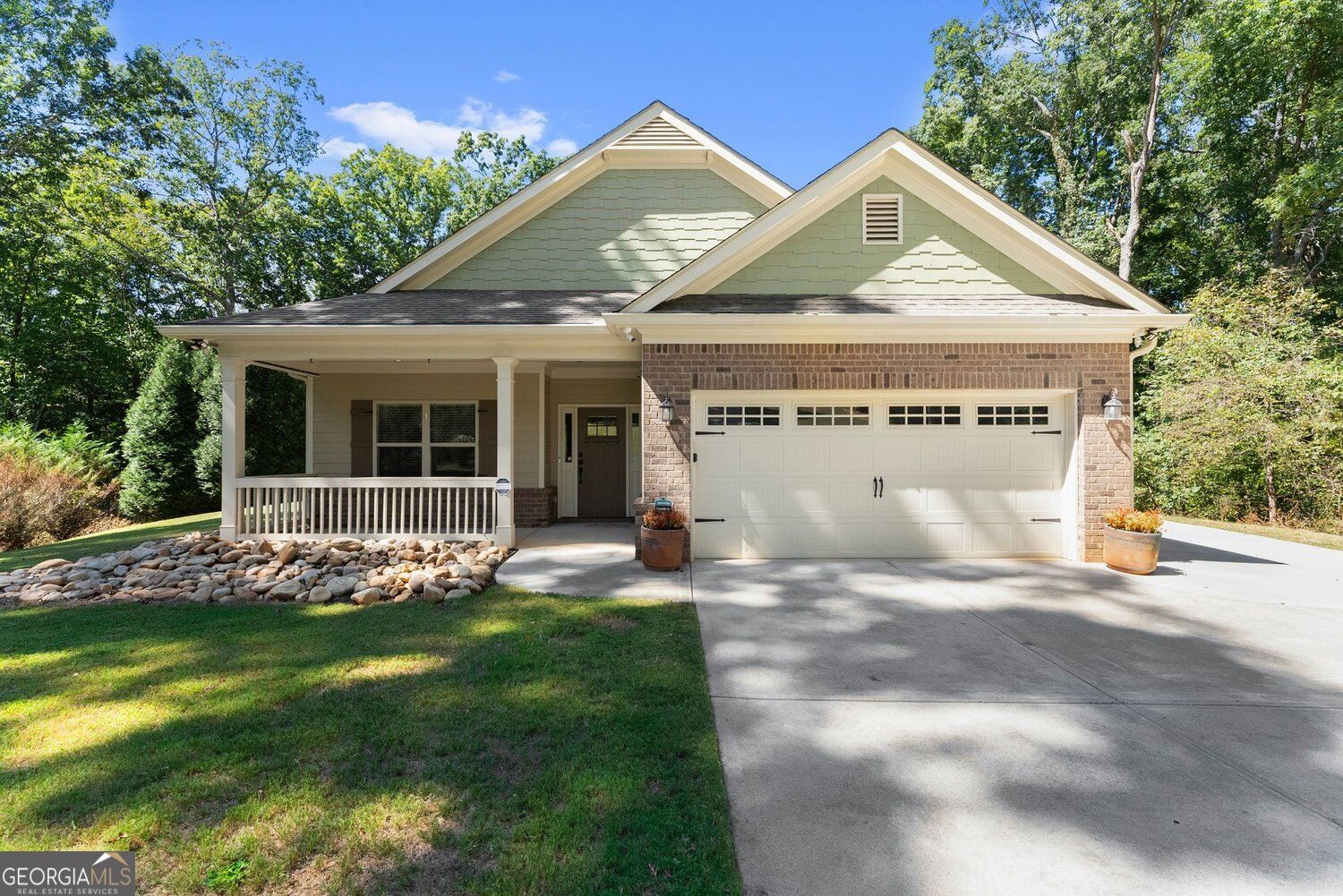 3588 Phoenix Cove Drive Property Photo 1
