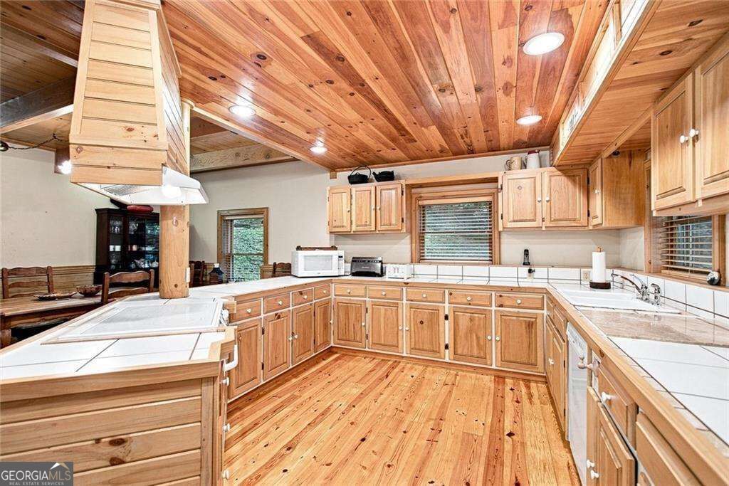 48 Twin Creeks Property Photo 7