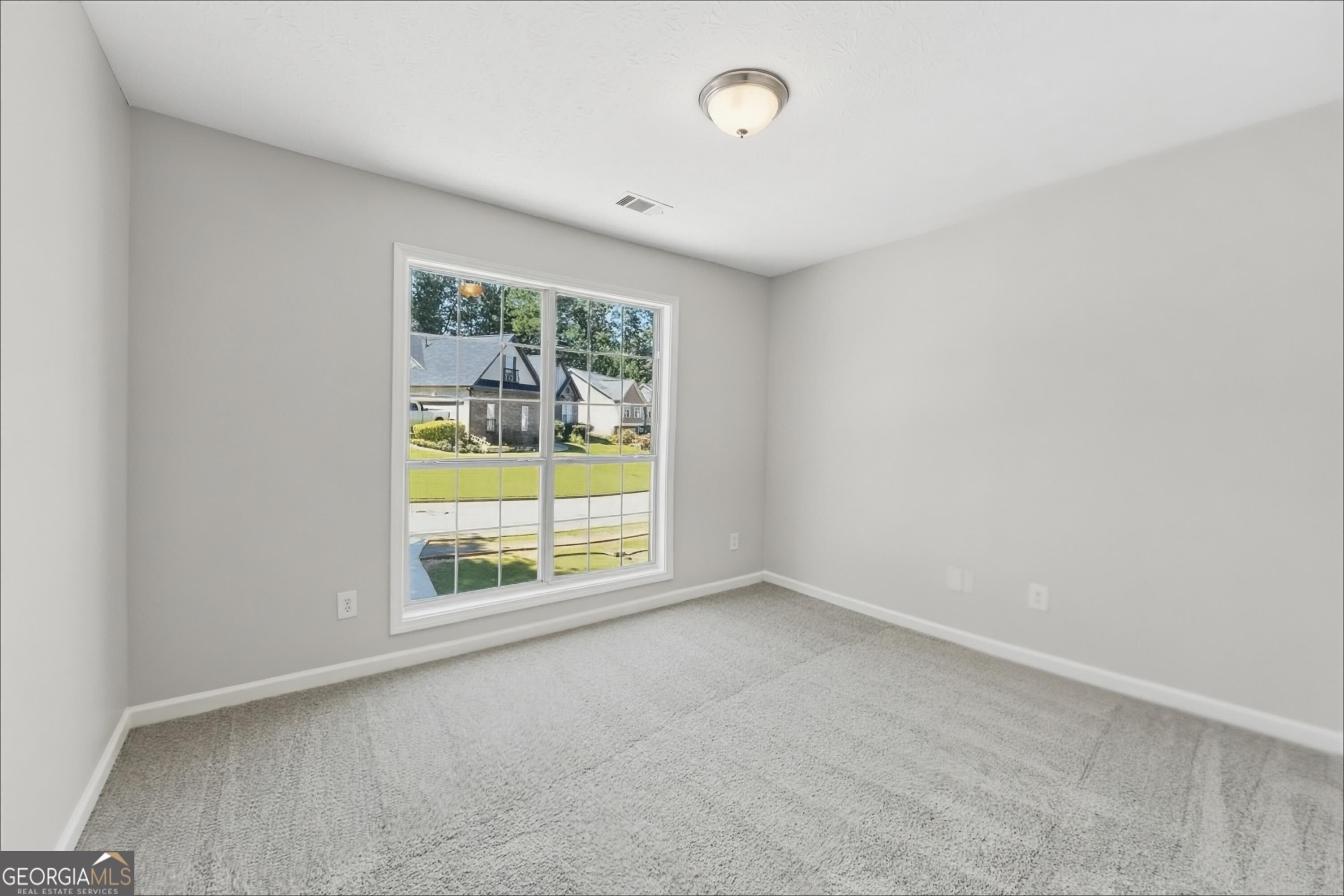 390 Oak Vista Court Property Photo 12