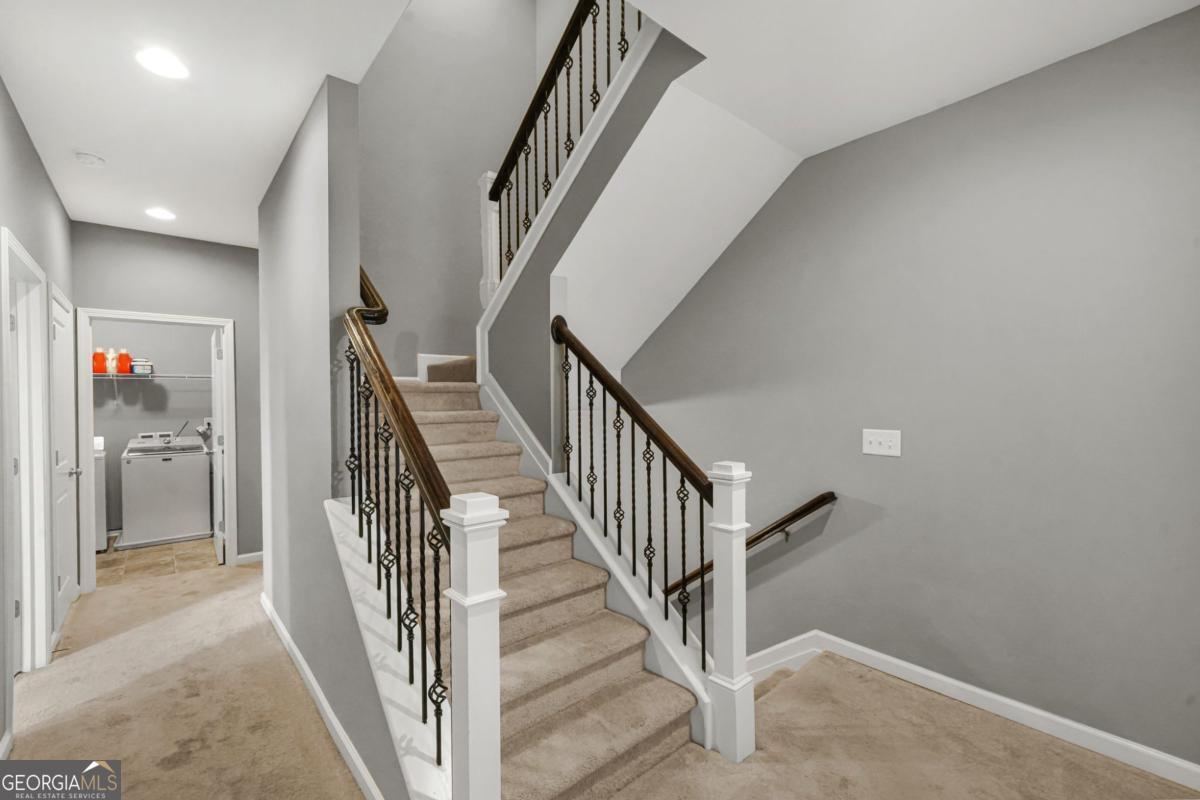 2032 Stanfield Avenue Nw Property Photo 33
