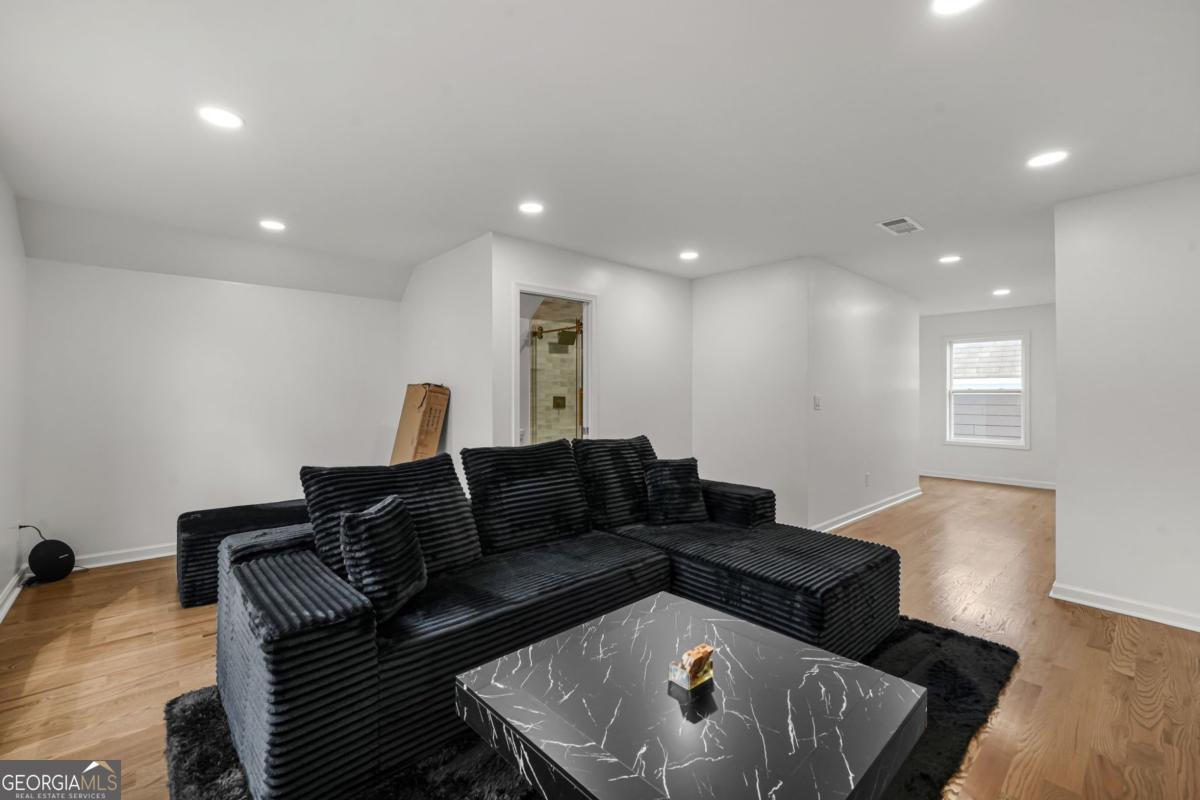 2032 Stanfield Avenue Nw Property Photo 36