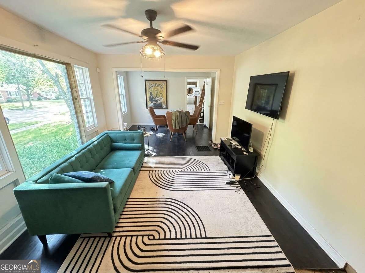 2133 Woodberry Avenue Property Photo 3