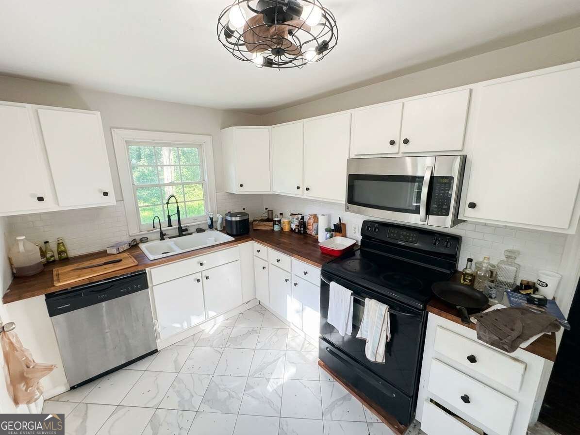 2133 Woodberry Avenue Property Photo 5