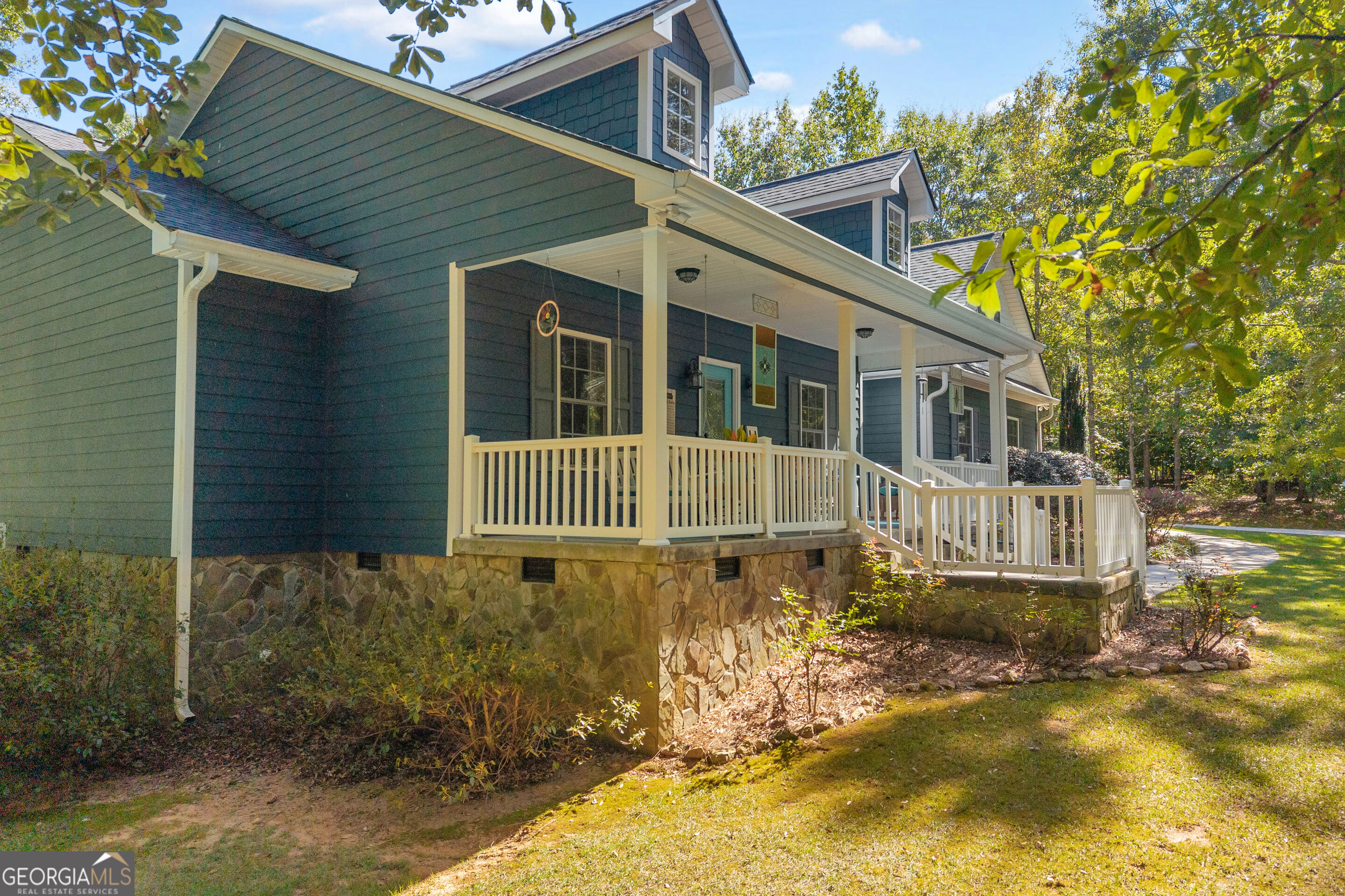 1651 Springfield Drive Property Photo 4