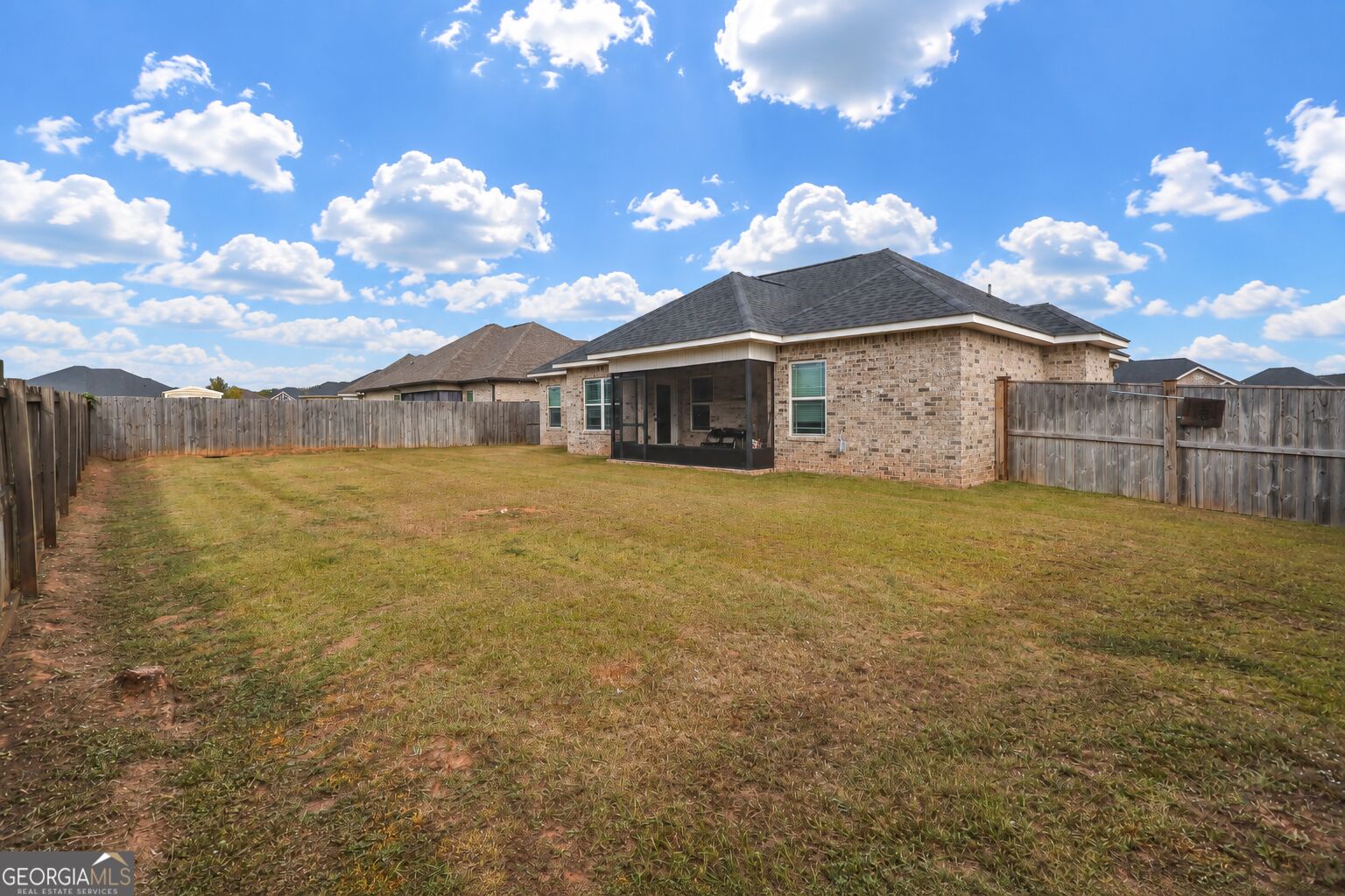 307 Ruger Place Property Photo 6