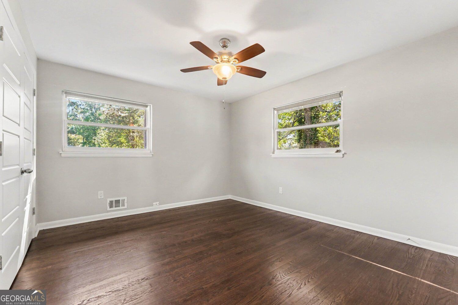 2303 Shamrock Drive Property Photo 21