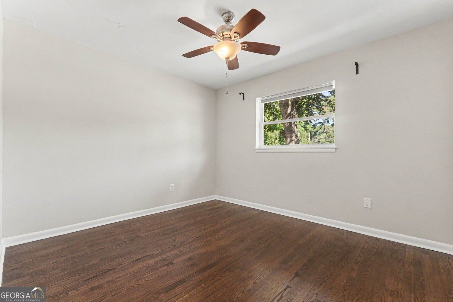 2303 Shamrock Drive Property Photo 28