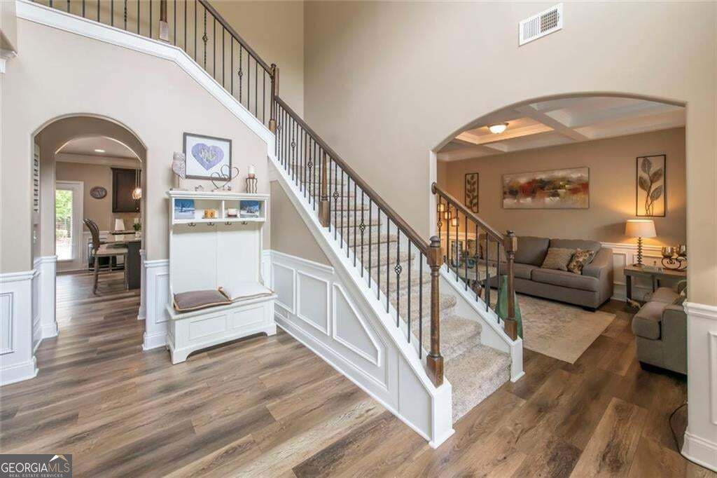 4230 Hopewell Manor Drive Property Photo 2