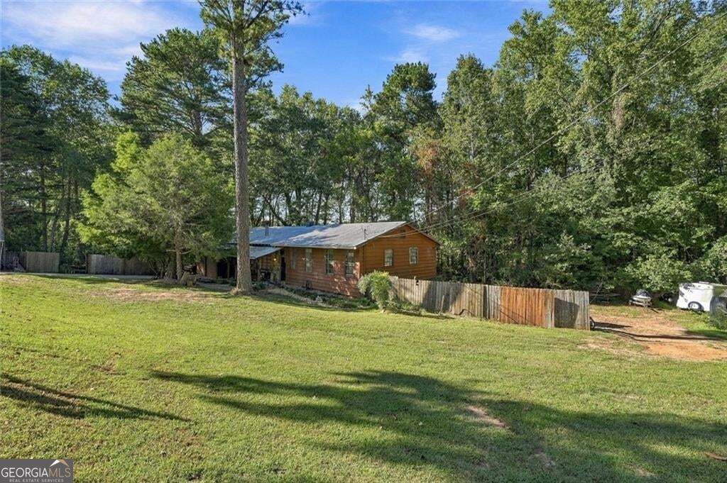 6430 Pine Ridge Circle Property Photo 2