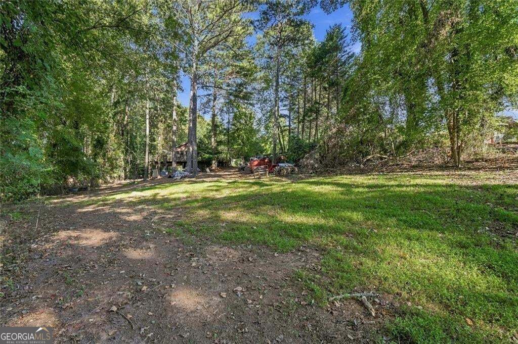 6430 Pine Ridge Circle Property Photo 3