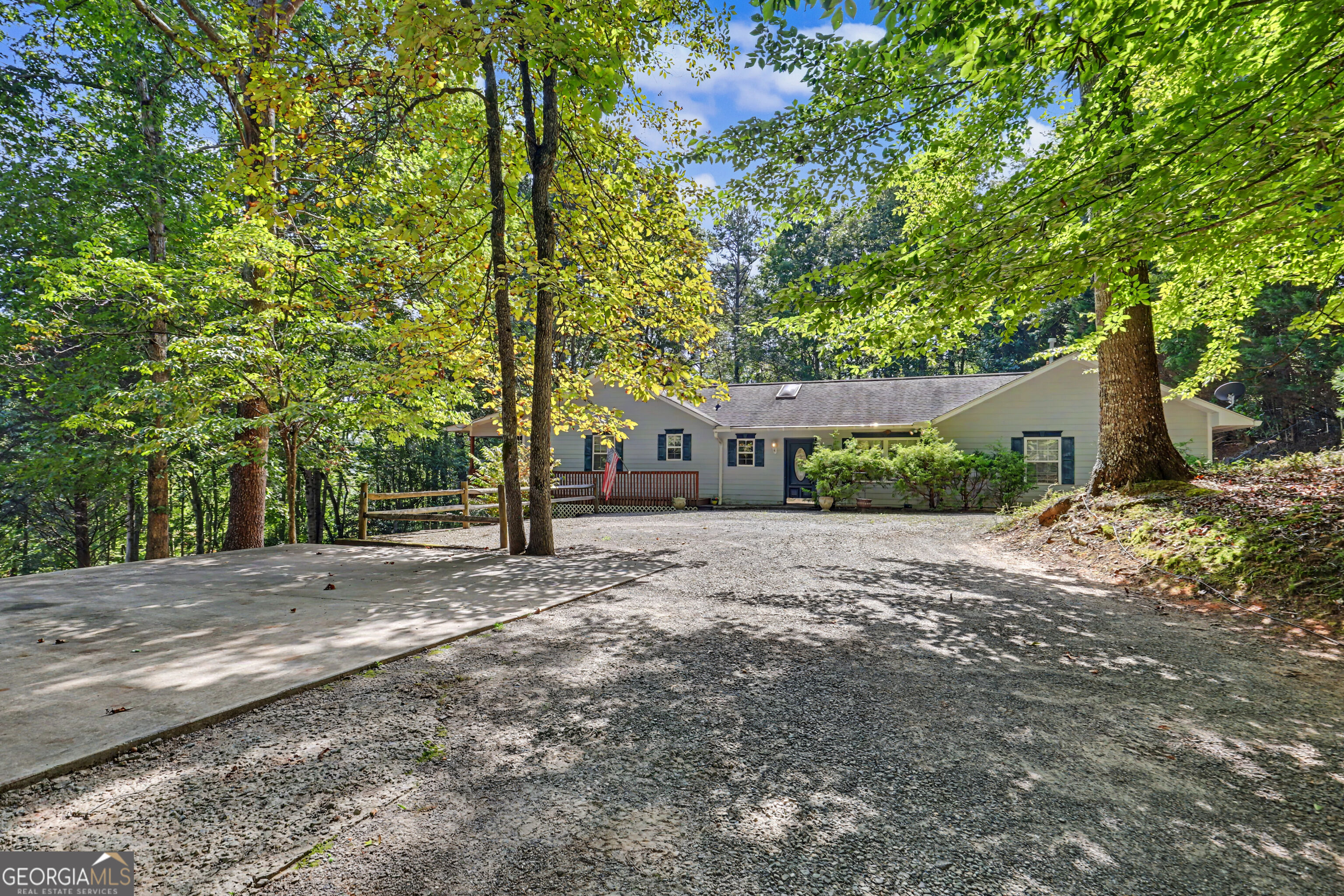 6961 Wood Lake Circle Property Photo 5