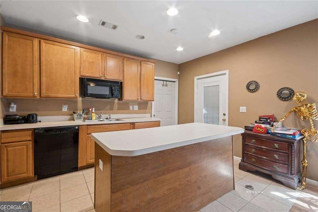 7627 Waterlace Drive Property Photo 31