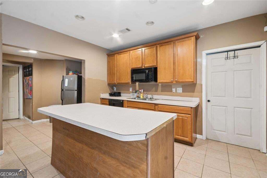 7627 Waterlace Drive Property Photo 32
