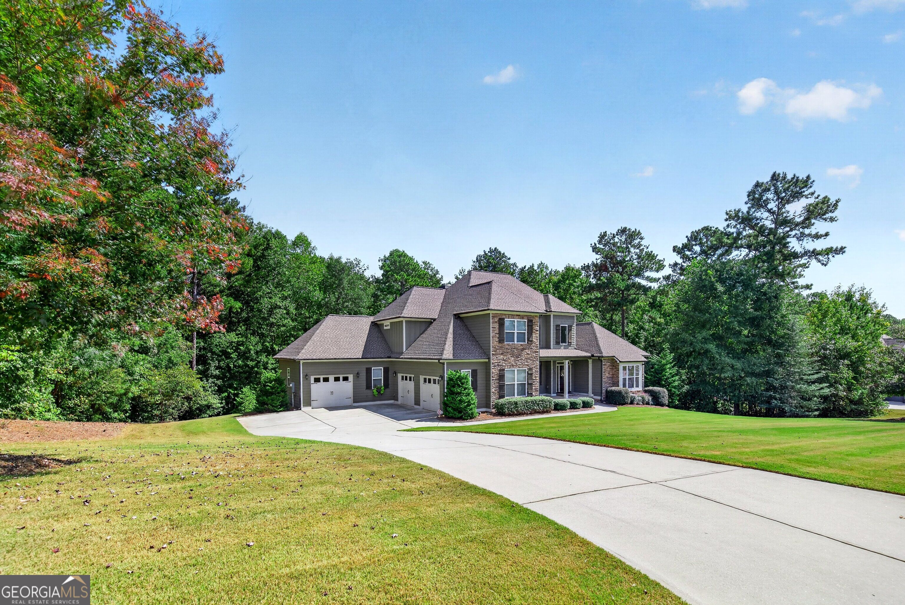 122 Brook Trail Property Photo 6