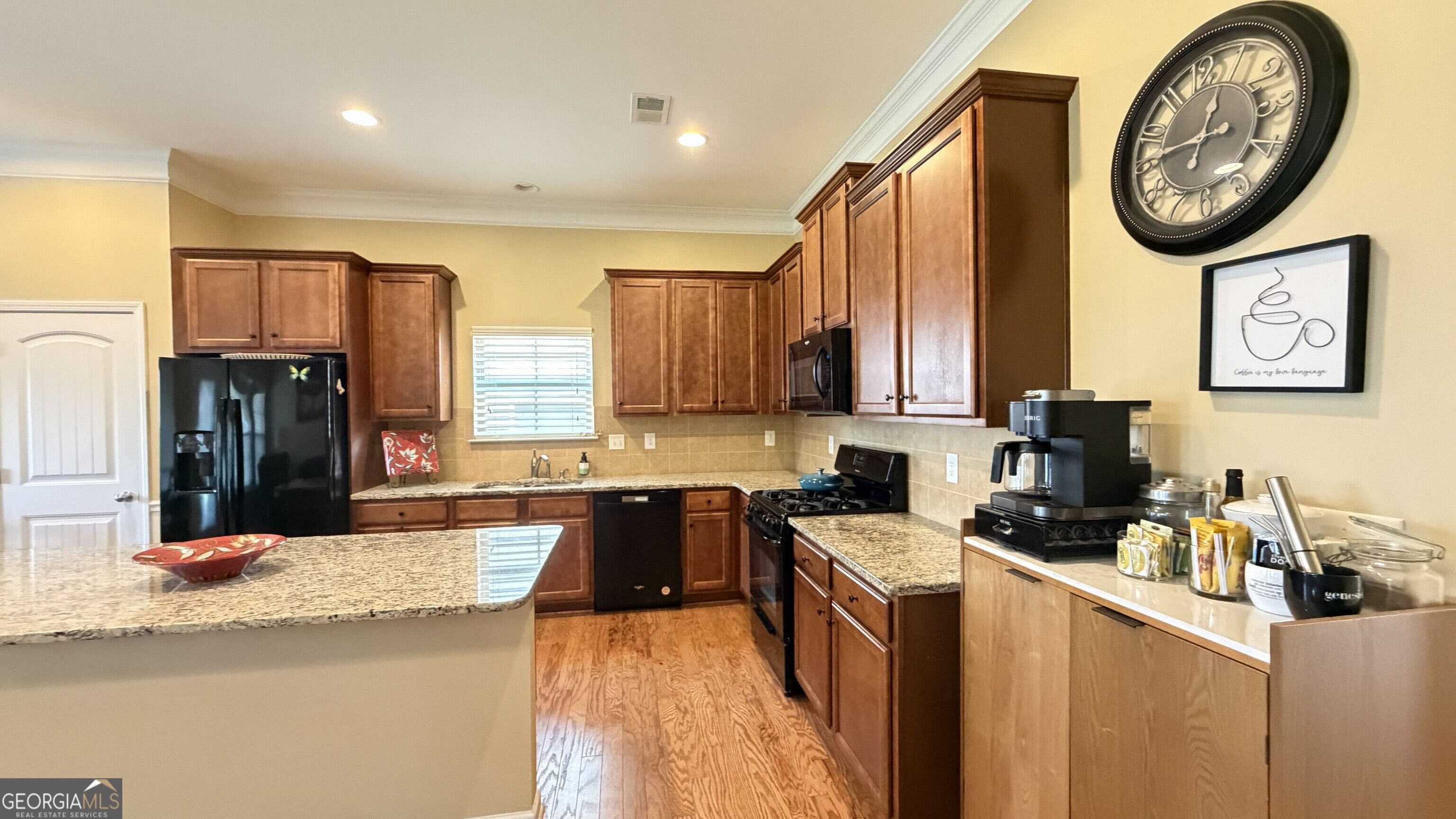 1229 Sonoma Lane Property Photo 8