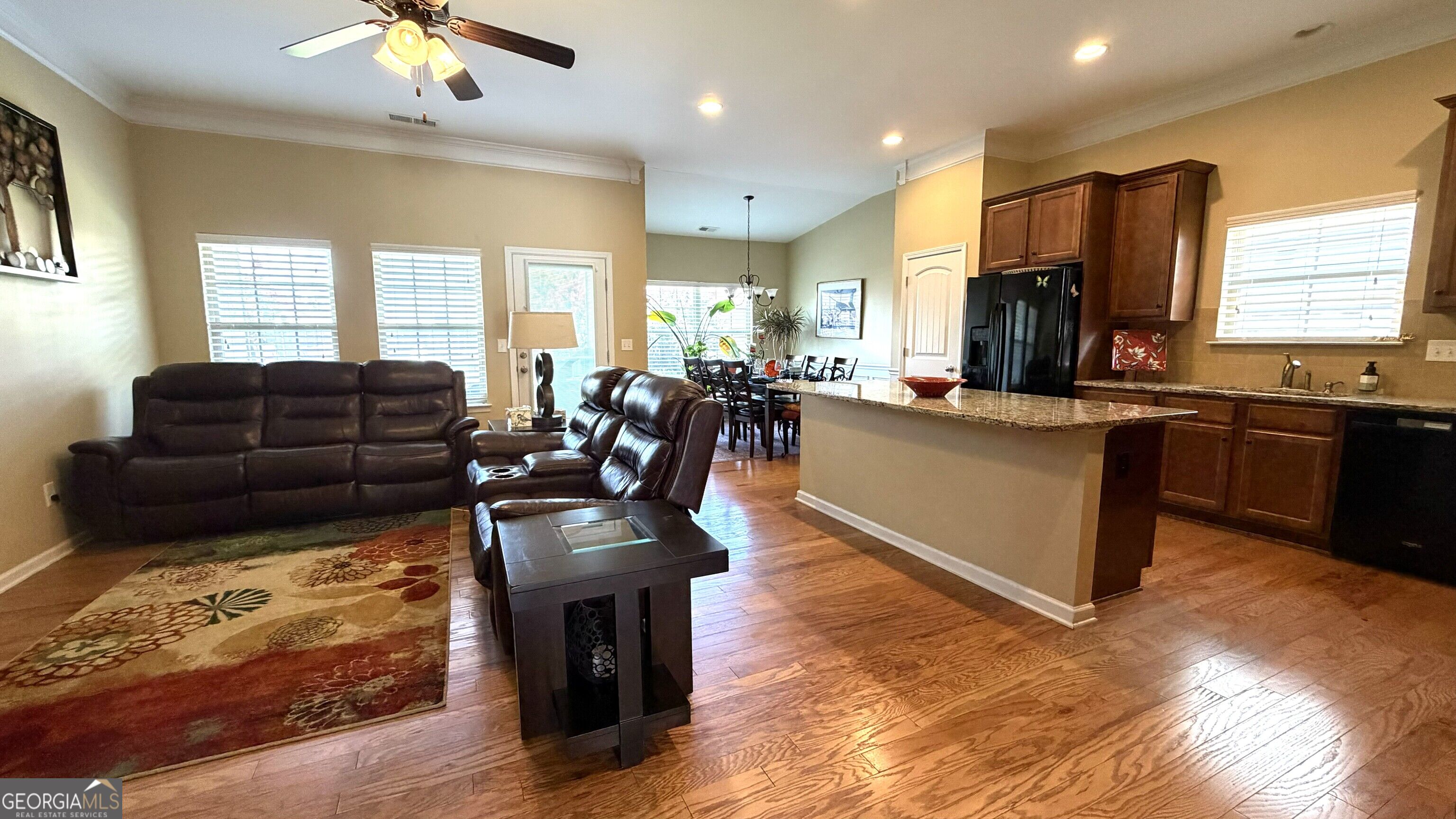 1229 Sonoma Lane Property Photo 13