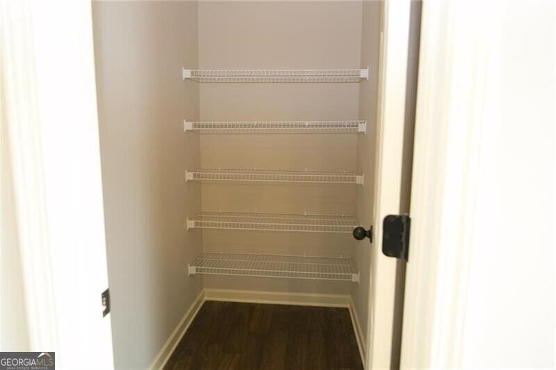 730 Walnut Woods Drive Property Photo 15
