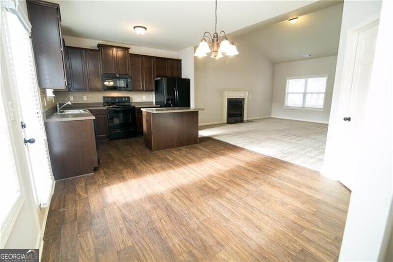730 Walnut Woods Drive Property Photo 18