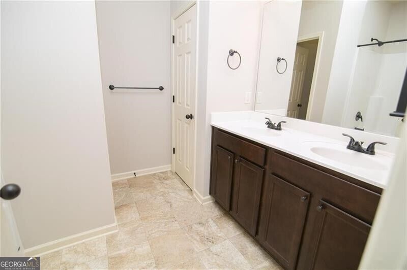 730 Walnut Woods Drive Property Photo 27