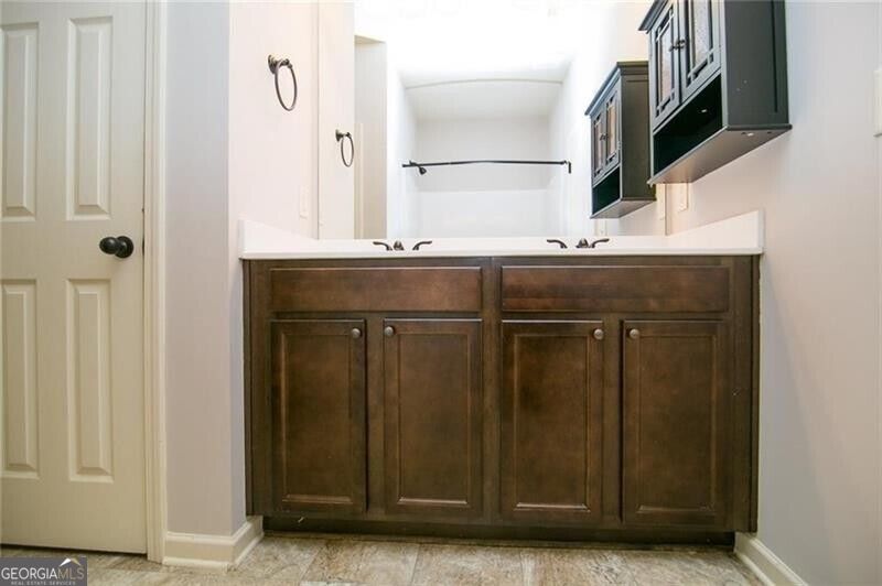 730 Walnut Woods Drive Property Photo 30