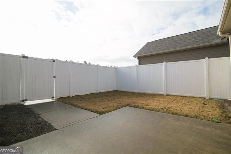 730 Walnut Woods Drive Property Photo 34