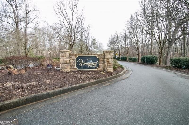 730 Walnut Woods Drive Property Photo 38