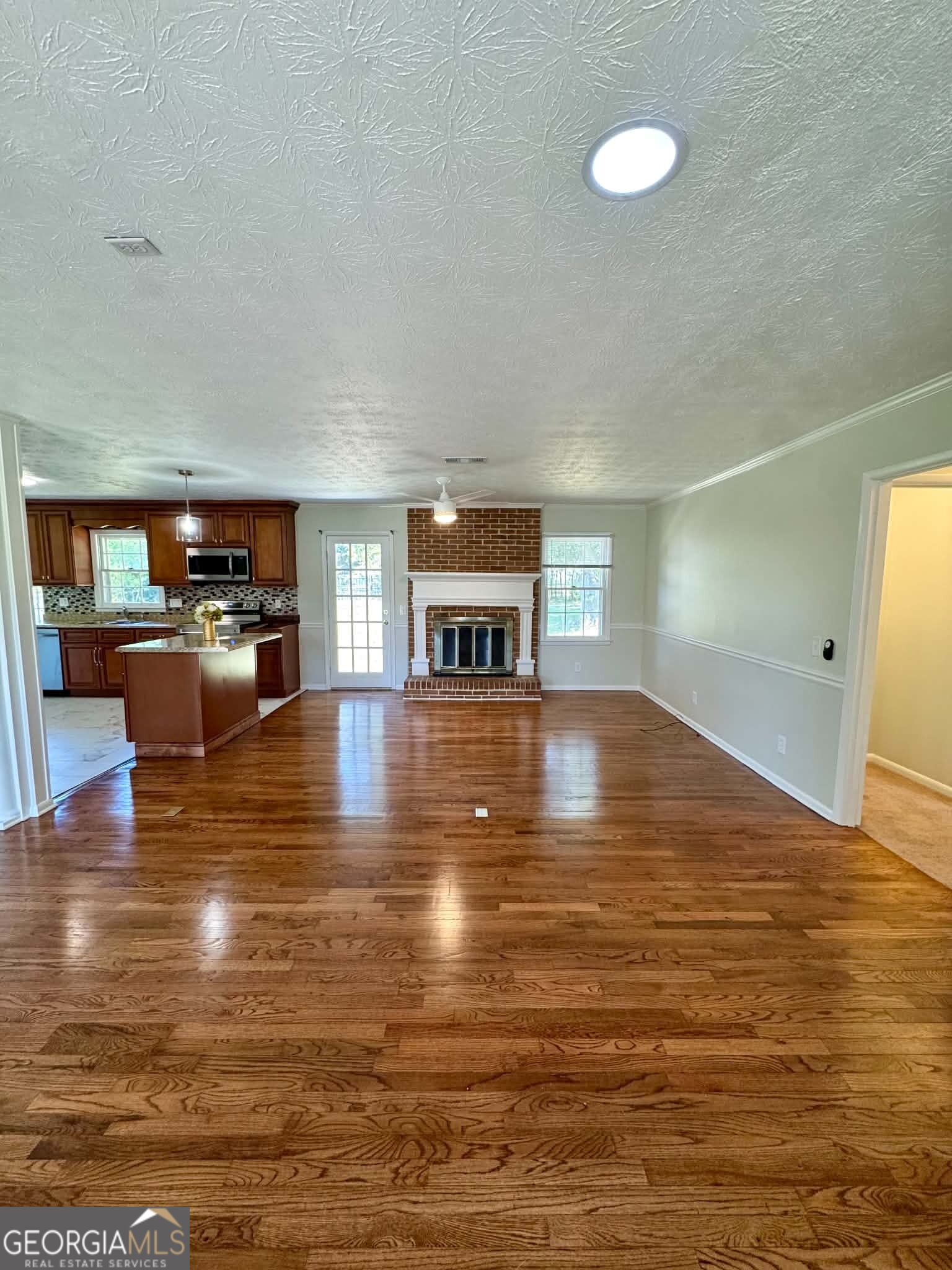 306 Brookwood Drive Property Photo 8