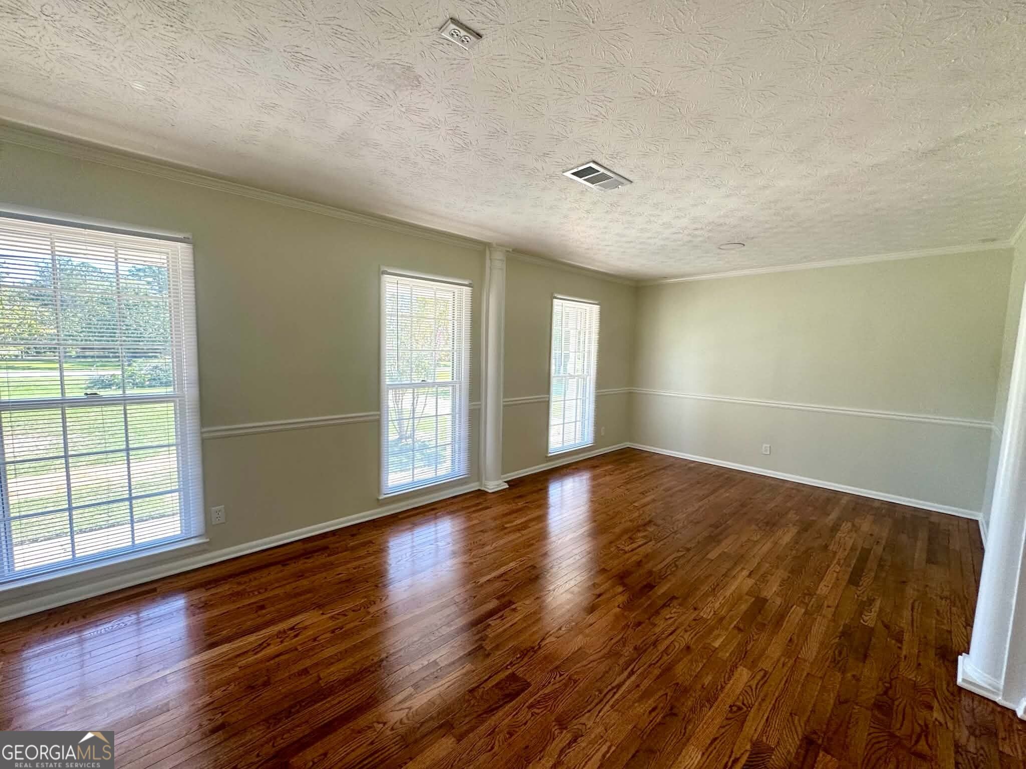 306 Brookwood Drive Property Photo 10