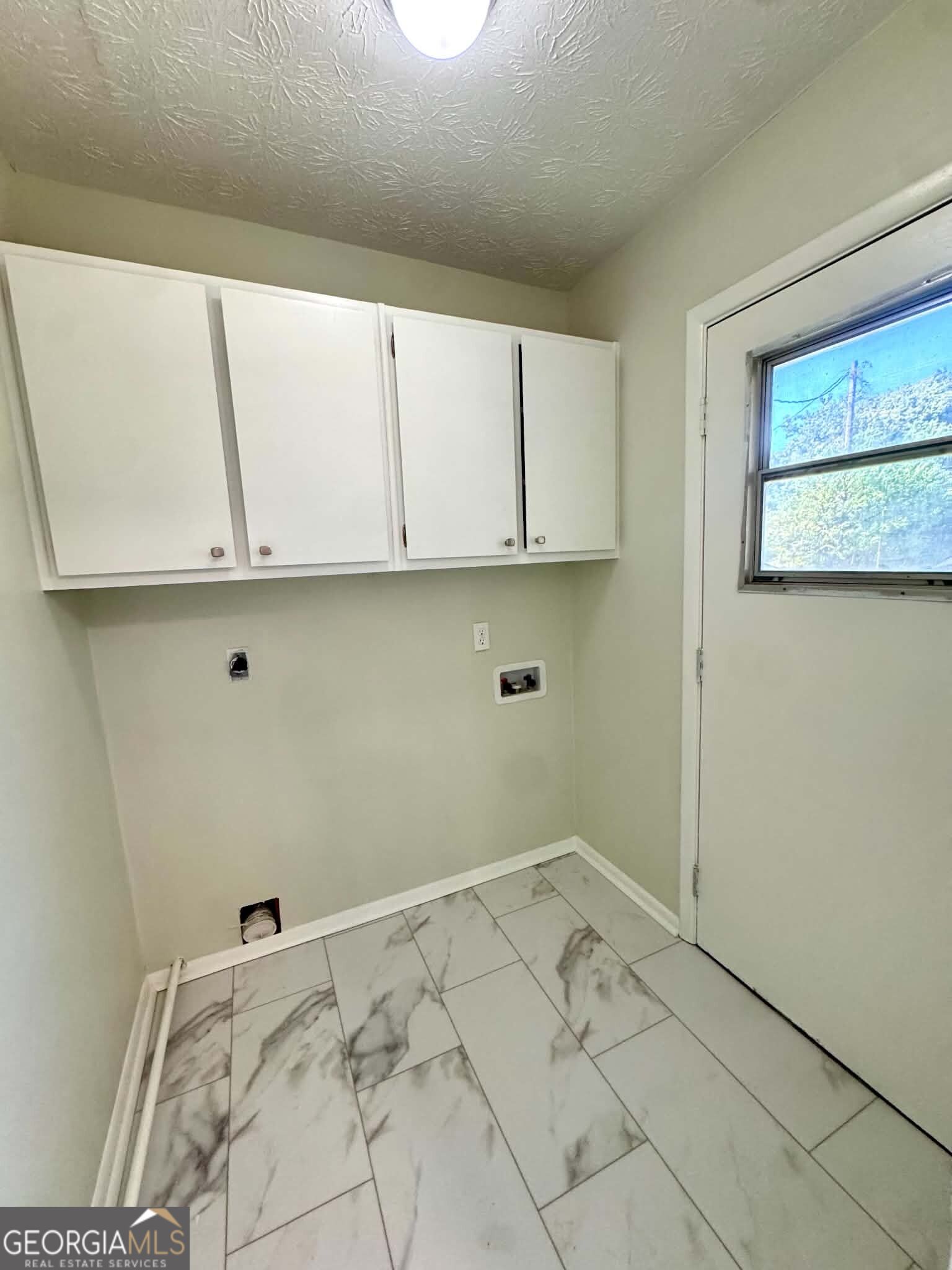 306 Brookwood Drive Property Photo 21