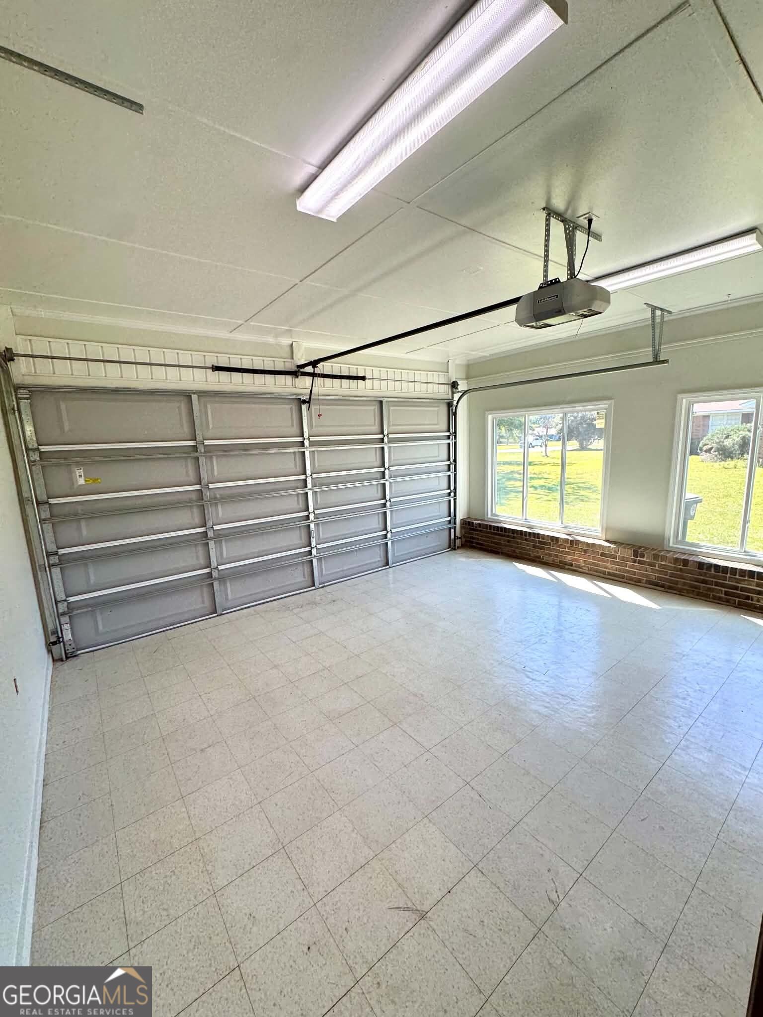 306 Brookwood Drive Property Photo 22