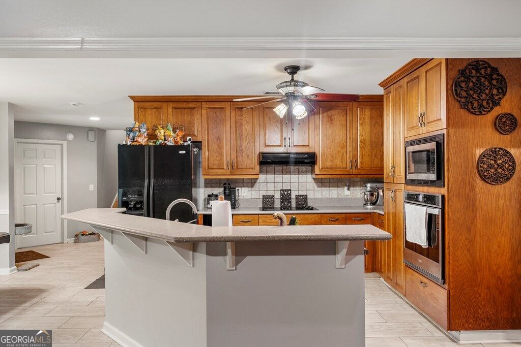 877 Mckee Road Property Photo 11