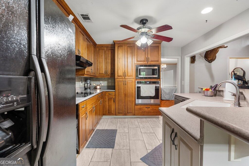 877 Mckee Road Property Photo 14