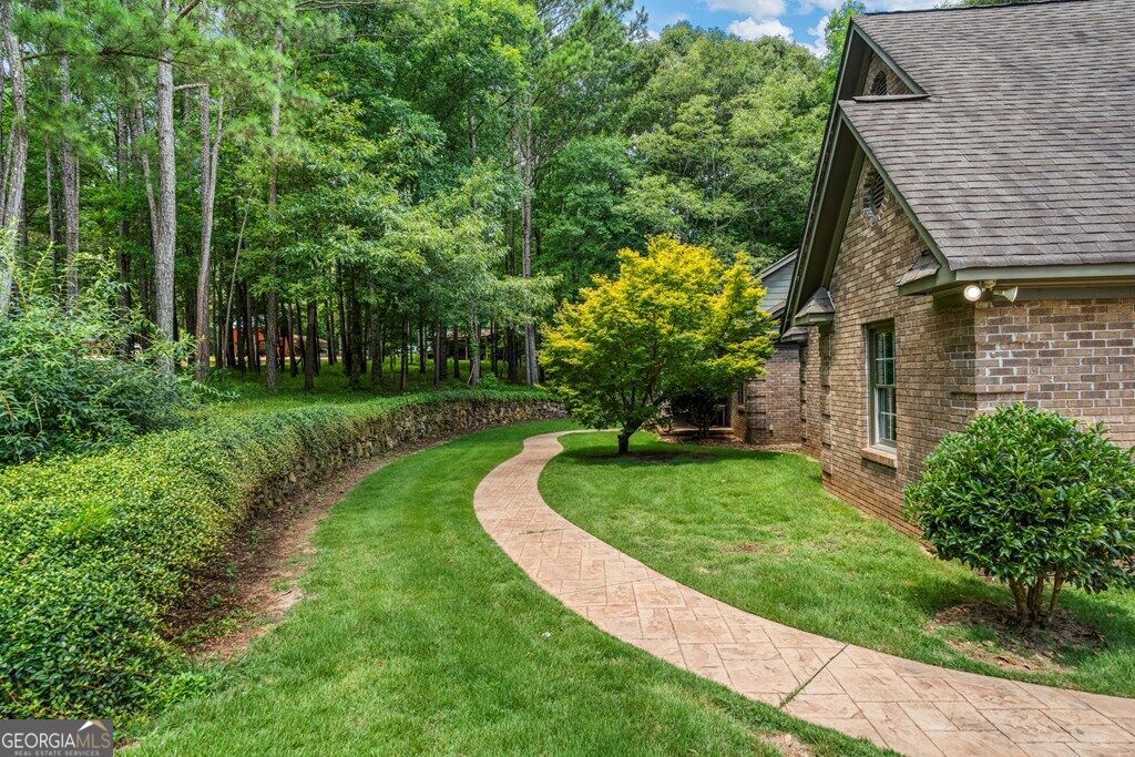 877 Mckee Road Property Photo 36