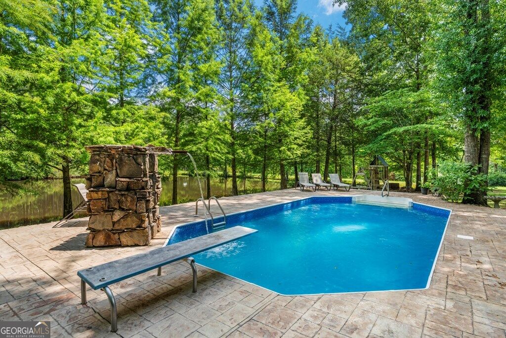 877 Mckee Road Property Photo 43