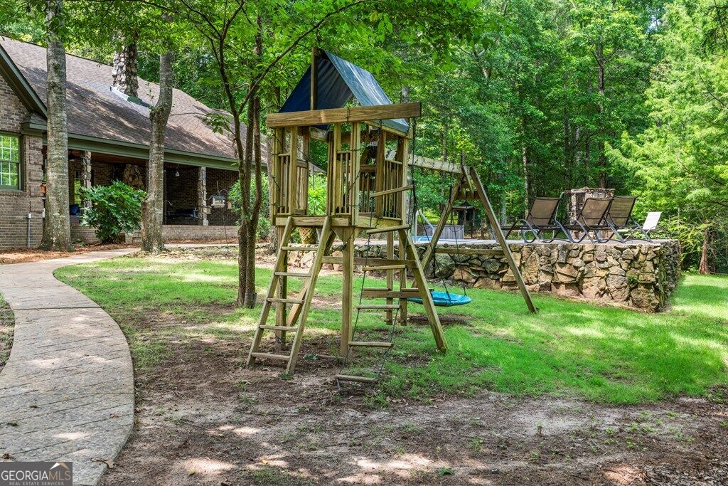 877 Mckee Road Property Photo 46
