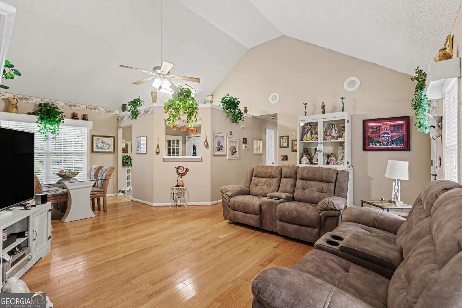 4948 Rancho Court Property Photo 14