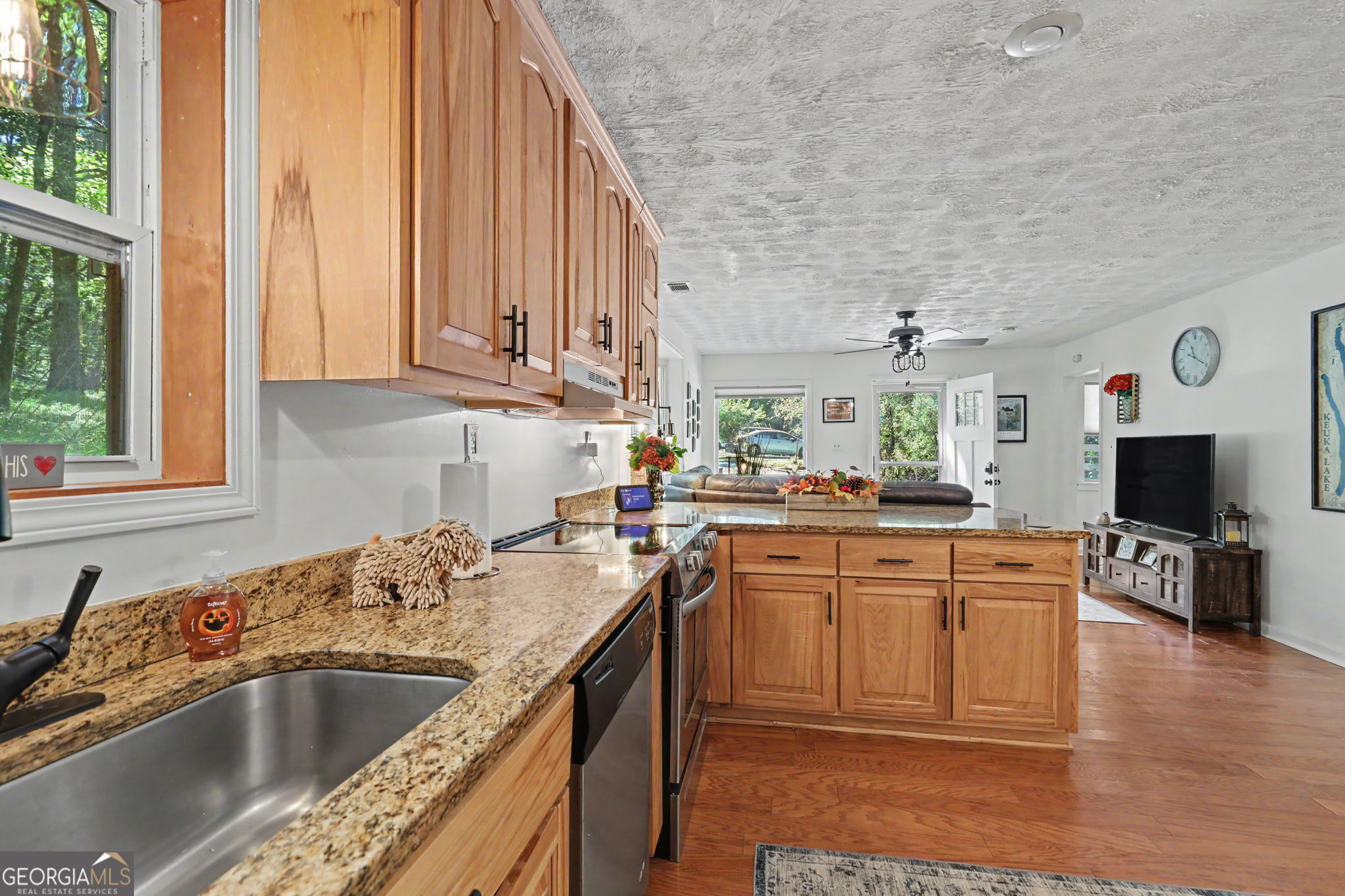 755 Beaver Lake Drive Property Photo 16