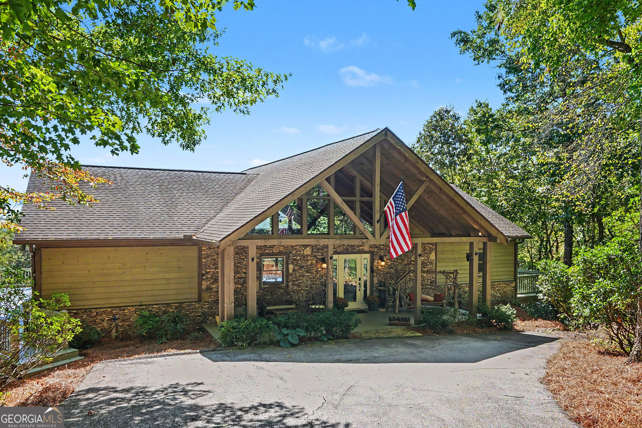 427 Smokehouse Knob Drive Property Photo 1