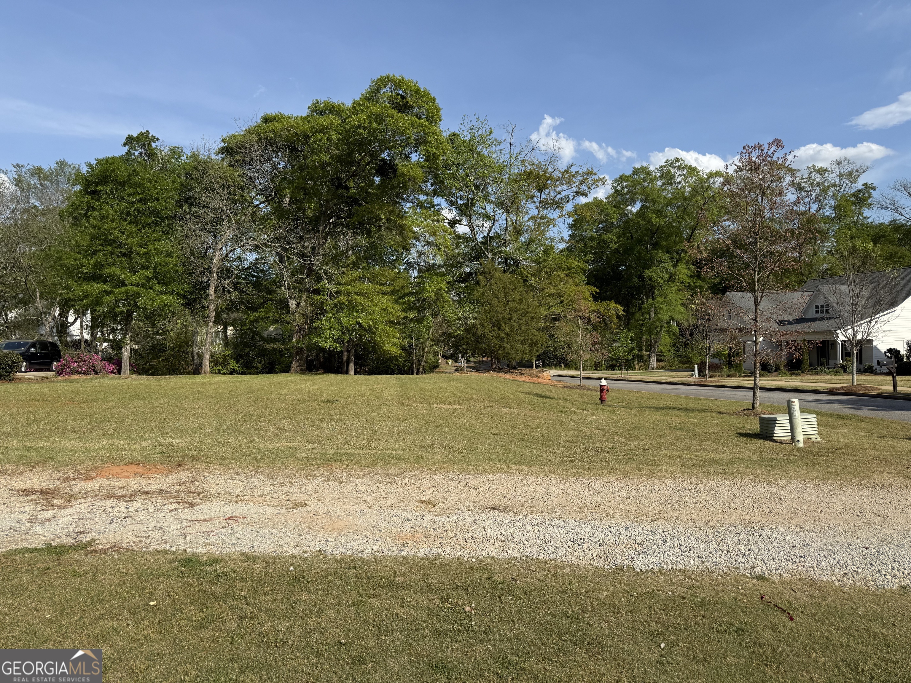 533 Village Road Property Photo 1