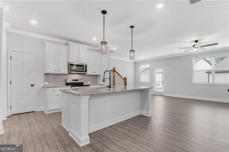 4574 Cypress Park Drive Property Photo 7