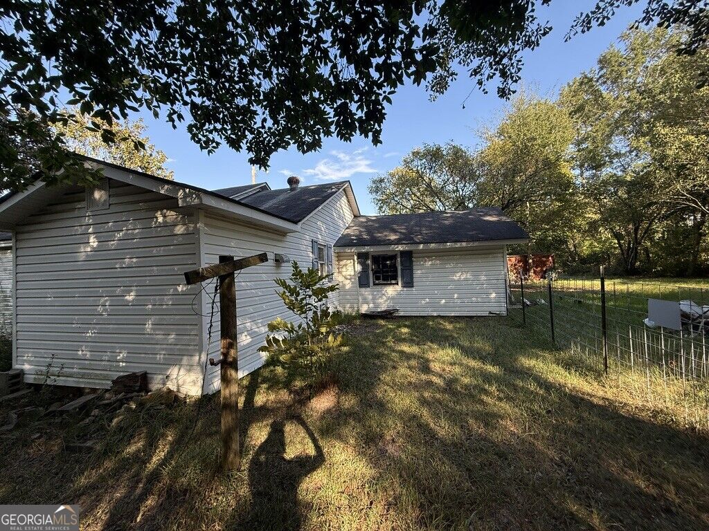 253 Commerce Street Property Photo 4