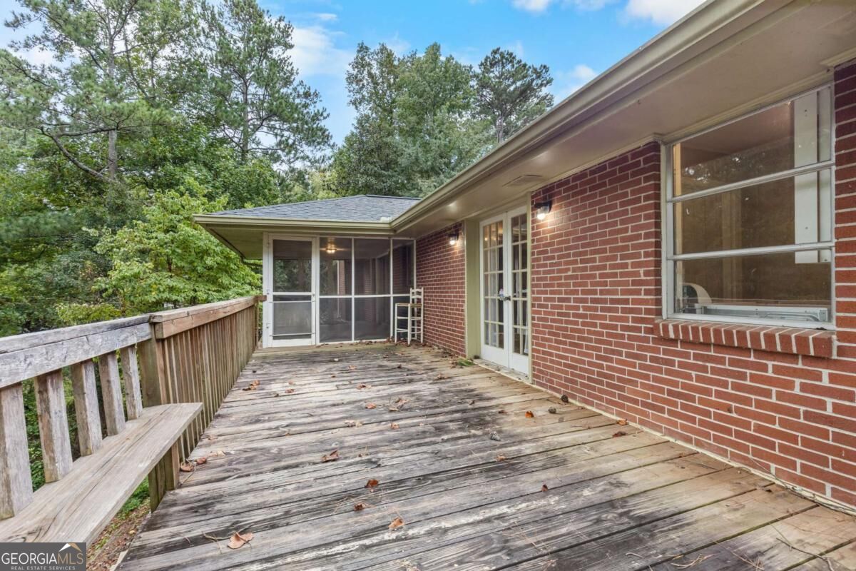 2433 Kingscliff Drive Ne Property Photo 20