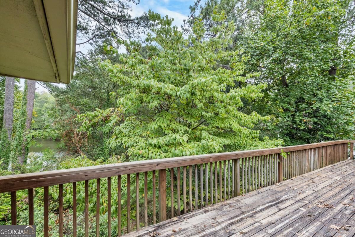 2433 Kingscliff Drive Ne Property Photo 33
