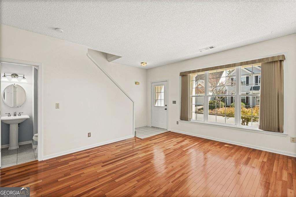 30 Devonshire Court Property Photo 9
